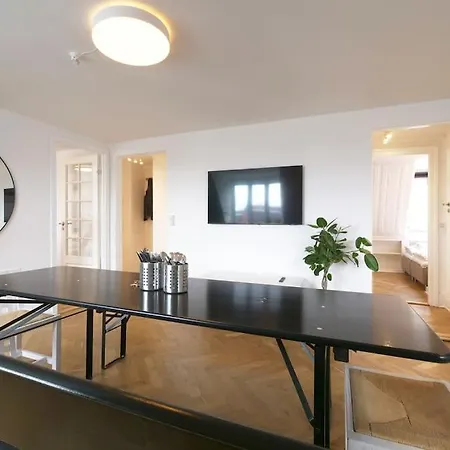 6 Persons * Copenhagen